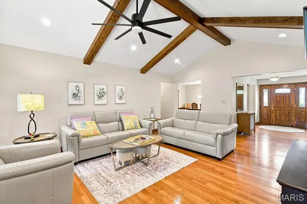 4550 Mattis RD, Mehlville, MO 63128