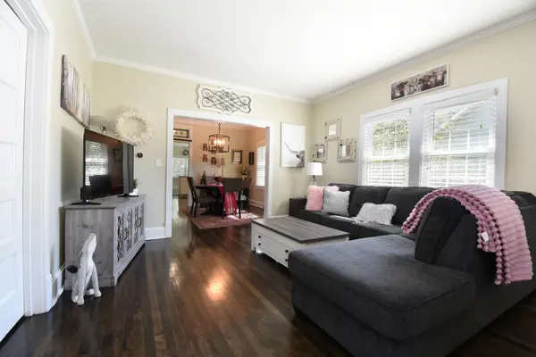 805 N Dunton AVE, Arlington Heights, IL 60004