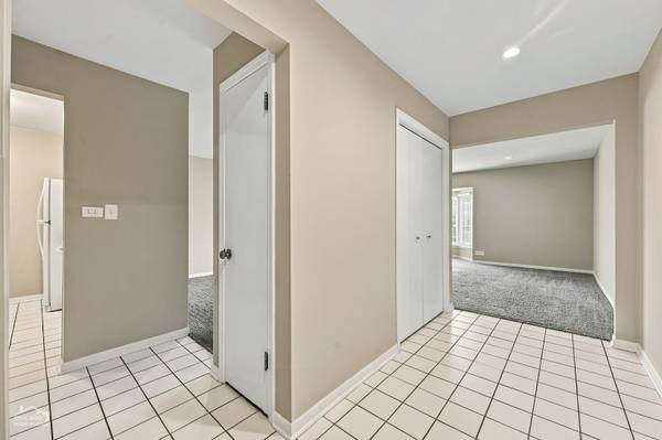 2600 Windsor Mall #3E, Park Ridge, IL 60068