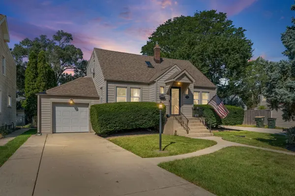 9138 belleforte AVE, Morton Grove, IL 60053