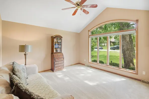 5350 Mount DR, Schererville, IN 46375