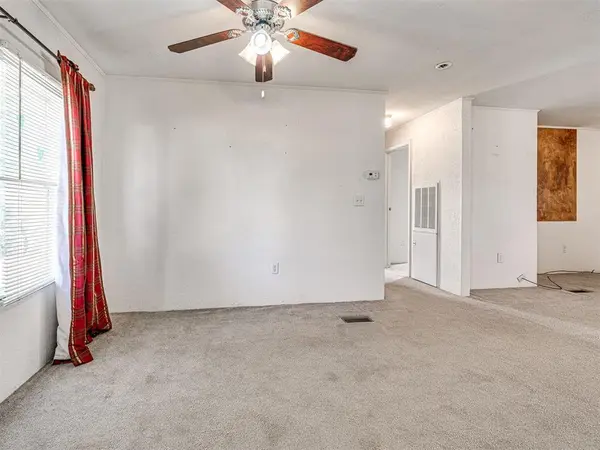 519 Us-77, Mulhall, OK 73063