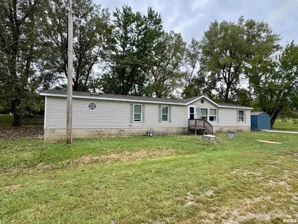 158 N Rogers Park DR, Canton, IL 61520