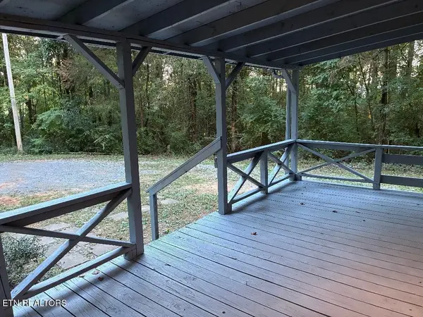 182 County Road 703, Athens, TN 37303