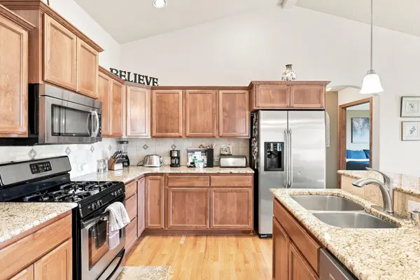 204 N Helstrom St, Deer Park, WA 99006
