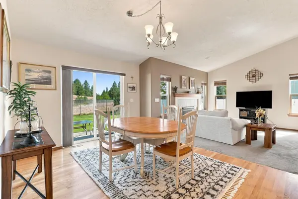 204 N Helstrom St, Deer Park, WA 99006