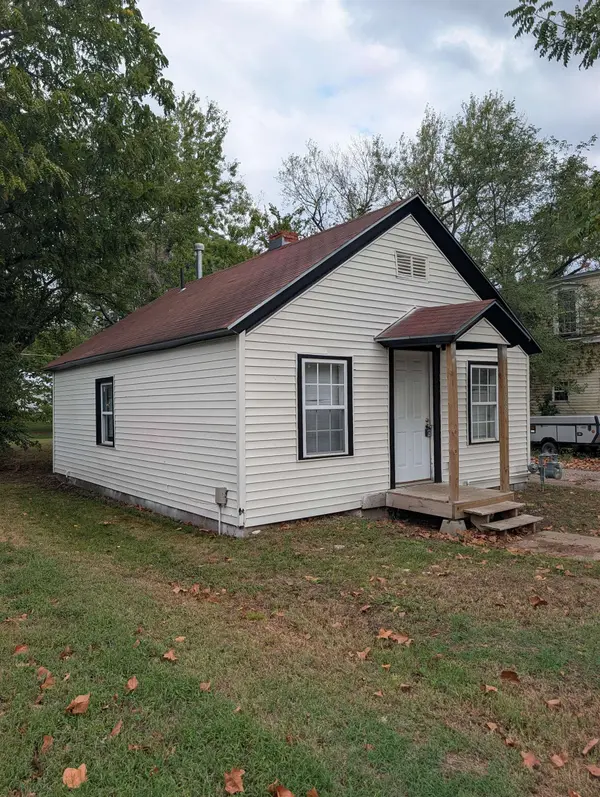 1108 Ellet St, El Dorado, KS 67042