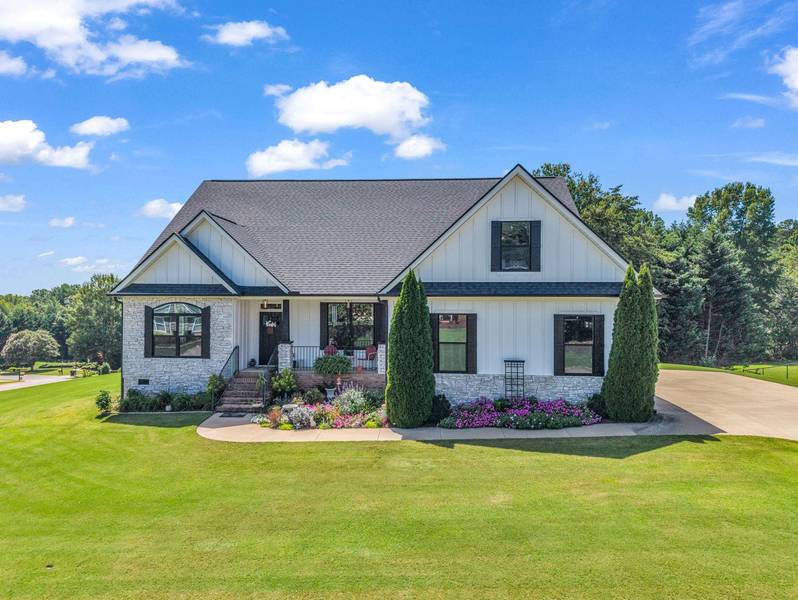 718 Tinsberry Ln LN, Inman, SC 29349
