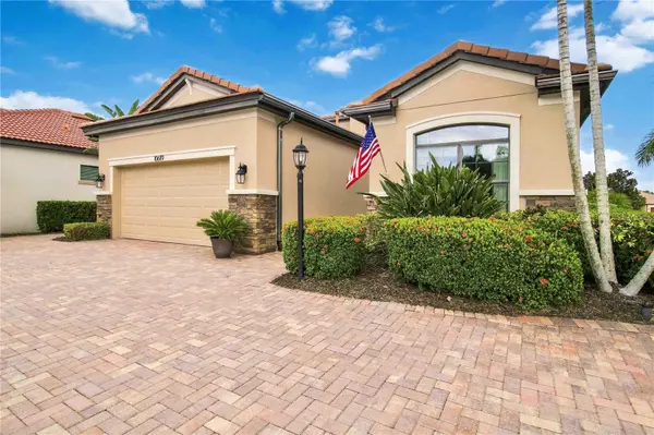 10619 GLENCORSE TER, Bradenton, FL 34211