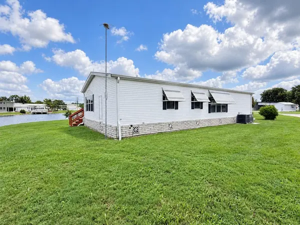4986 MOUNT OLIVE SHORES DR, Polk City, FL 33868