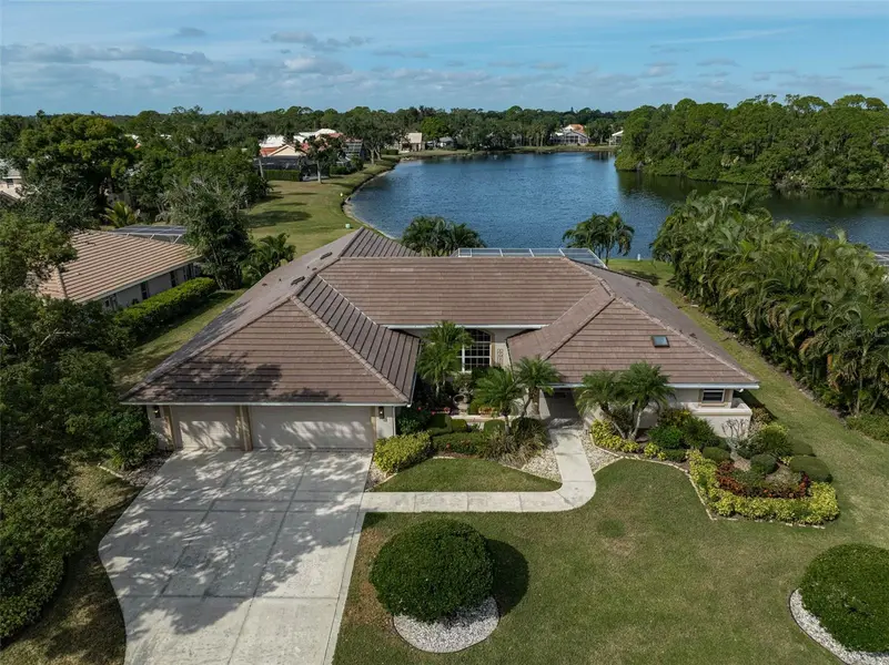 7570 LINKS CT, Sarasota, FL 34243