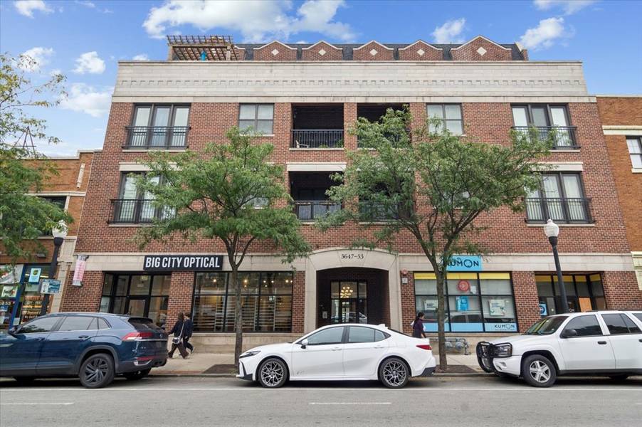 5647 N CLARK ST #402, Chicago, IL 60660