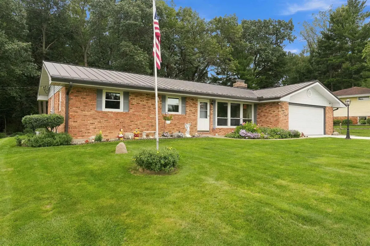 58908 Wray DR, Elkhart, IN 46517-9348