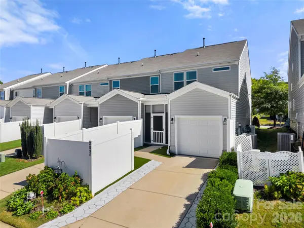 202 Waterlynn Ridge RD #F, Mooresville, NC 28117