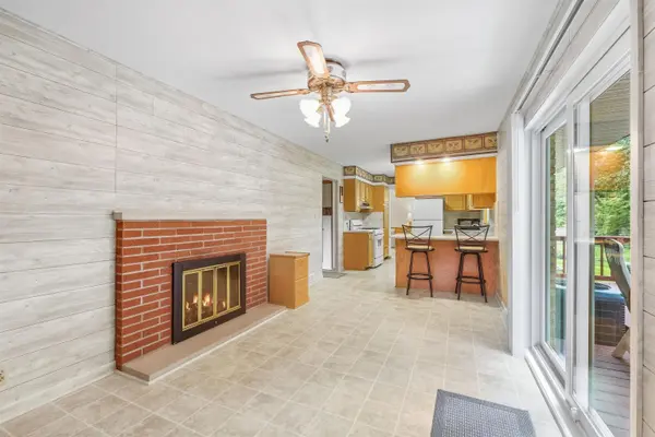 58908 Wray DR, Elkhart, IN 46517-9348
