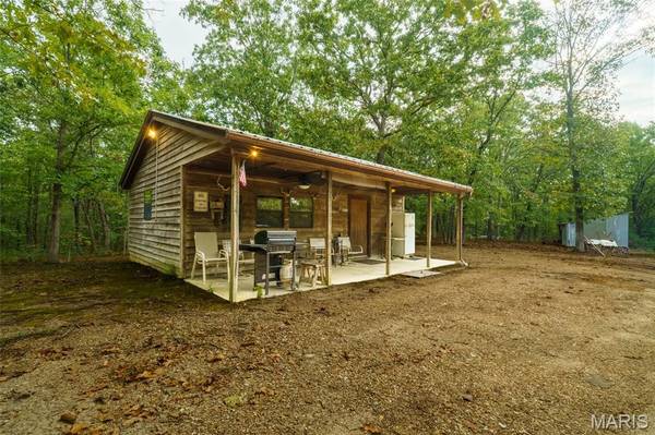 21045 County Road 3560, St James, MO 65559