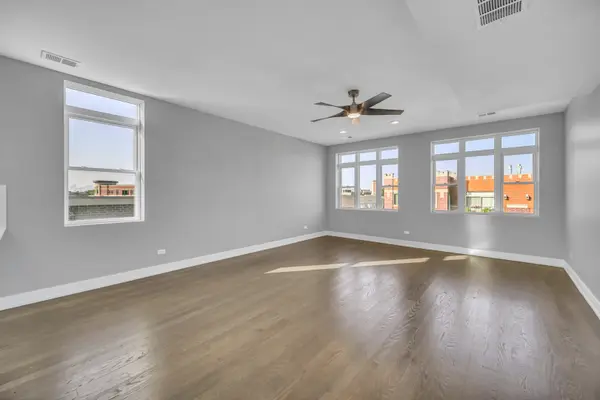 3253 N Elston AVE #4, Chicago, IL 60618