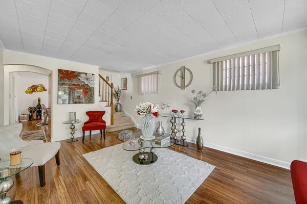 8610 S Vernon AVE, Chicago, IL 60619