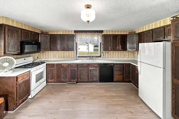 16833 351st AVE, Harmony, MN 55939