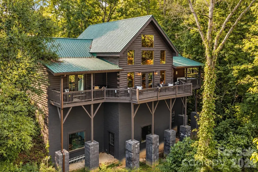 240 Fortner AVE, Bryson City, NC 28713