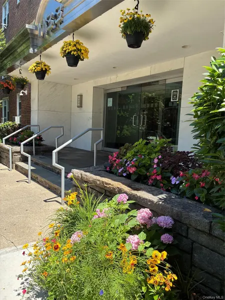 1133 Midland AVE #1C, Bronxville, NY 10708