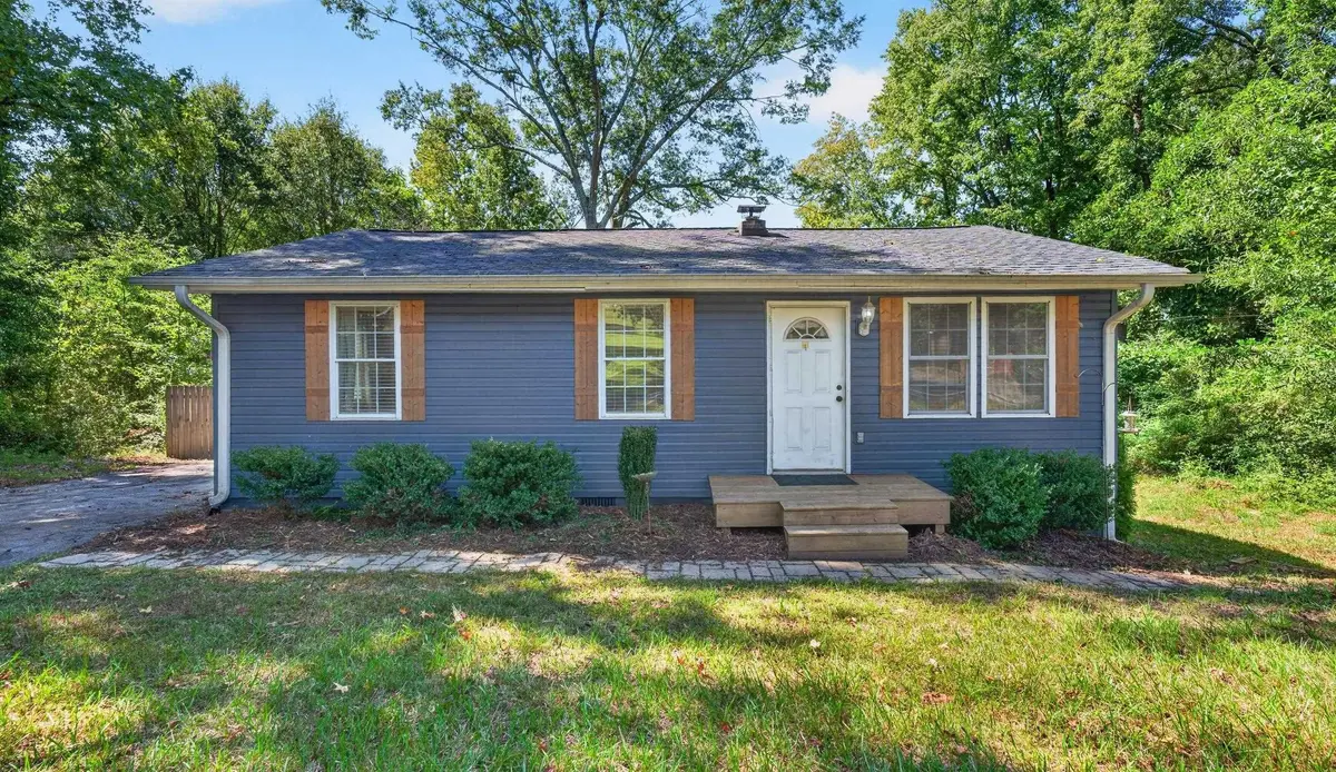 304 Preston ST, Easley, SC 29640-3452
