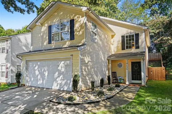 7539 Lady Liberty LN, Charlotte, NC 28217