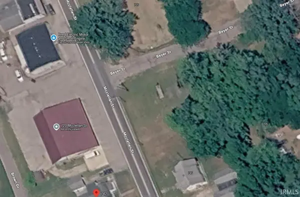 Mcclellan ST, Warsaw, IN 46580