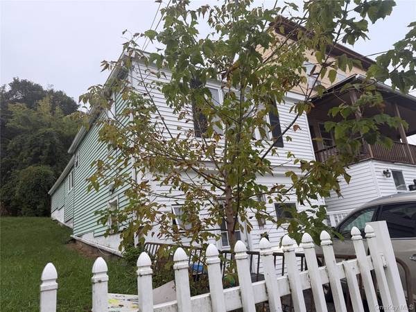 27 Havell ST, Ossining, NY 10562