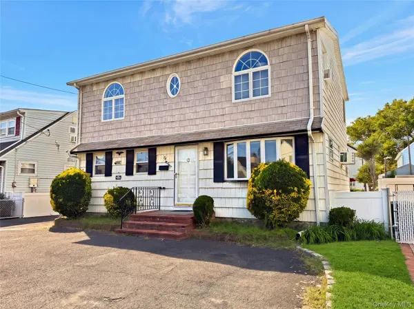 78 Gates AVE, Valley Stream, NY 11580