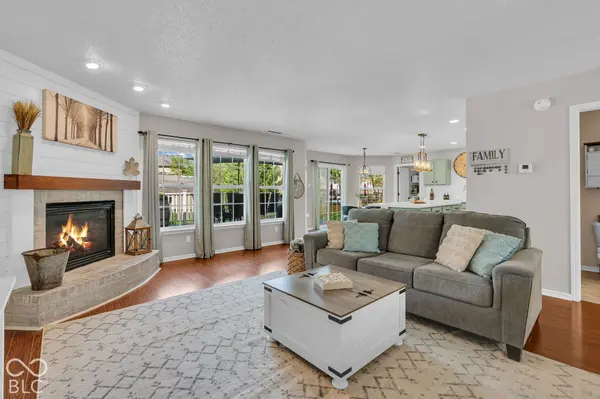 728 Driftwood CIR, Danville, IN 46122