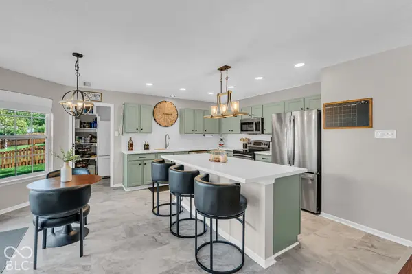 728 Driftwood CIR, Danville, IN 46122