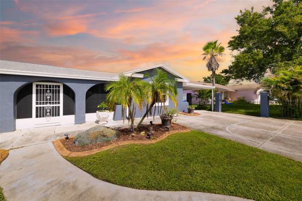 6012 FRANCIS DR, Apollo Beach, FL 33572