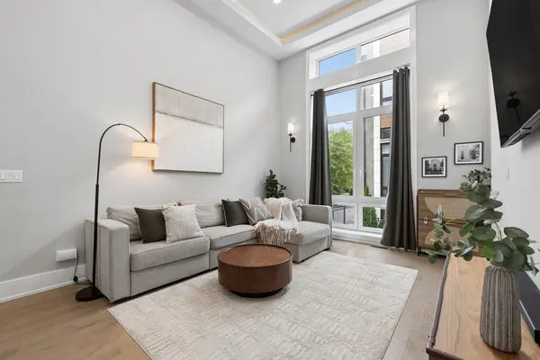 6209 Unit E S Ellis AVE, Chicago, IL 60637