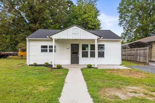 4325 Greenbriar Rd, Chattanooga, TN 37412