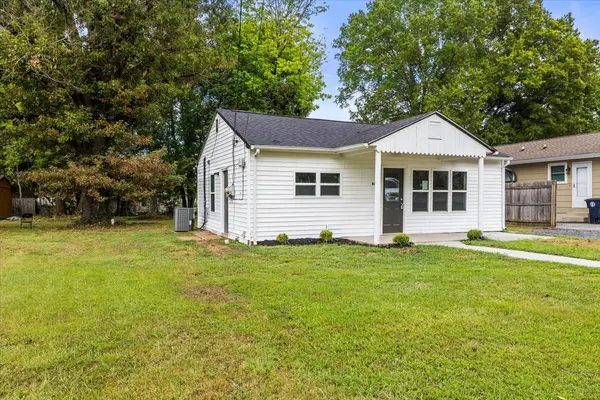 4325 Greenbriar Rd, Chattanooga, TN 37412