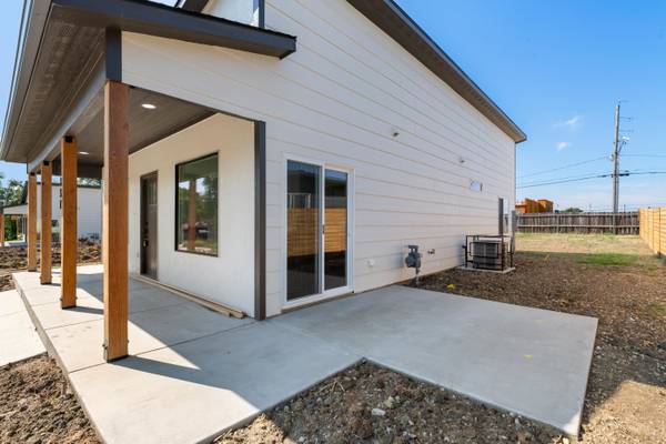 1331 N Holyoke, Wichita, KS 67208