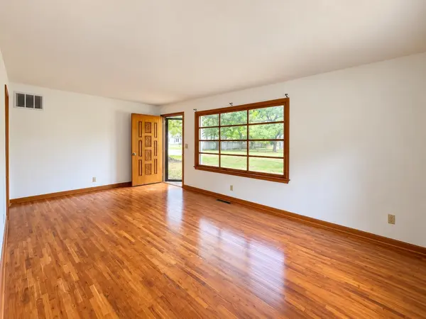 120 S Norris, Benton, KS 67017