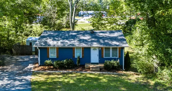 304 Preston ST, Easley, SC 29640-3452