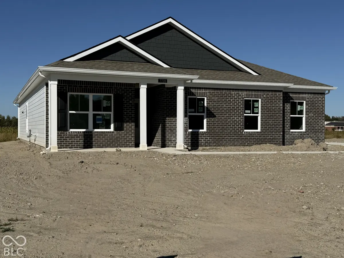 7728 Magnolia ST, New Palestine, IN 46163