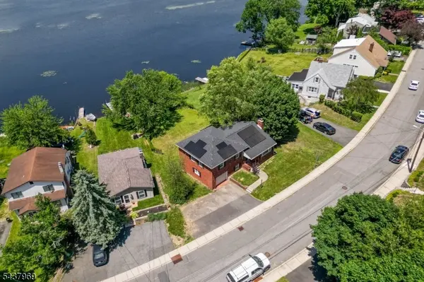 11 Koclas Dr, Netcong Boro, NJ 07857