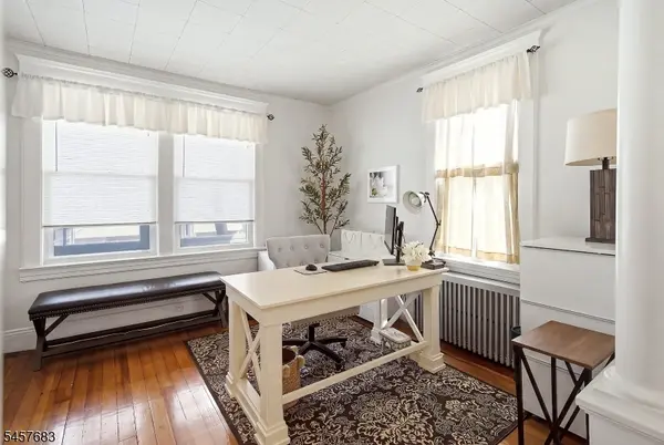 18 S 7Th St, Elizabeth City, NJ 07202