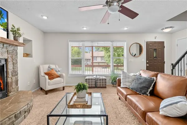 1331 NE Depot DR, Lee's Summit, MO 64086