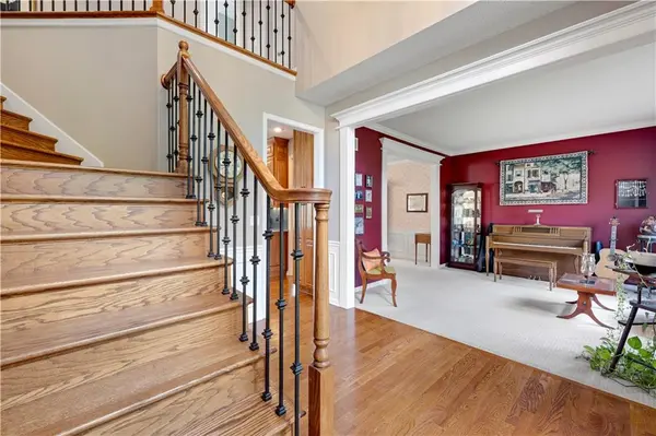14941 Benson ST, Overland Park, KS 66221