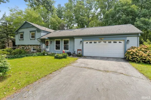 16841 Colony DR, South Bend, IN 46635