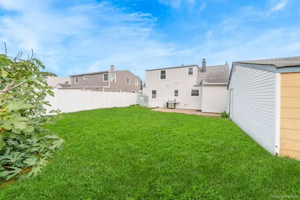 2230 Beech ST, Wantagh, NY 11793