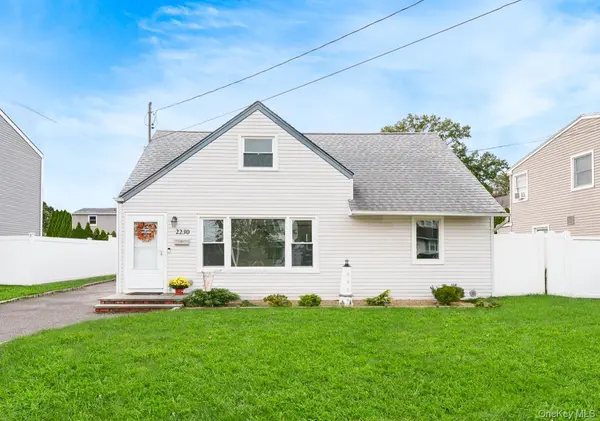 2230 Beech ST, Wantagh, NY 11793