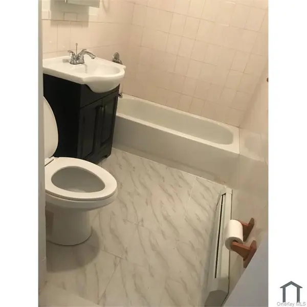 3969 Carpenter AVE, Bronx, NY 10466