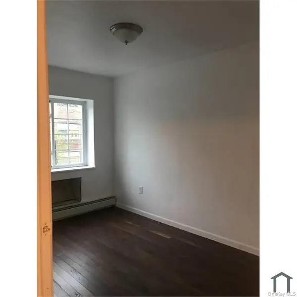 3969 Carpenter AVE, Bronx, NY 10466