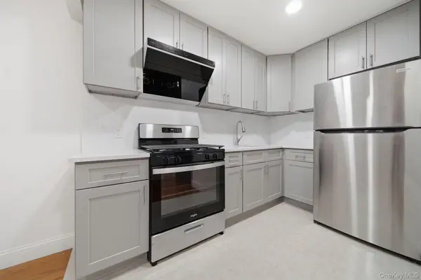 141-15 Cherry AVE #3C, Flushing, NY 11355